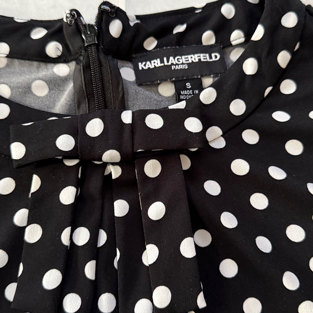Karl Lagerfeld Paris black and white polka dot cap sleeve top blouse bow front